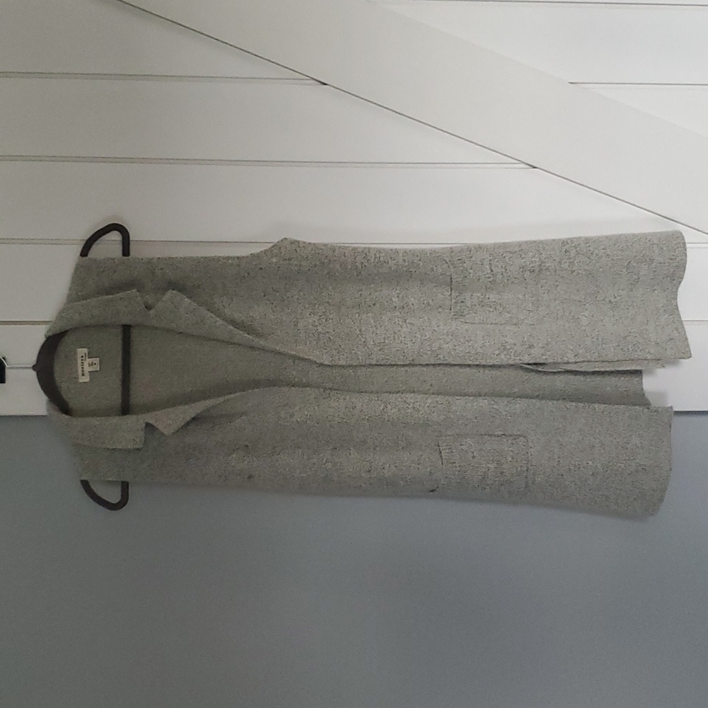 Sweater vest